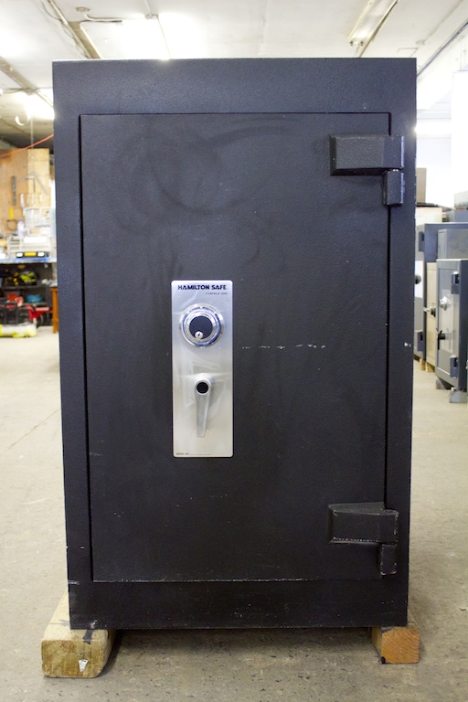 Used Bank Equipment Hamilton Night Depository TL30 High Security Drop Safe lackasafe
